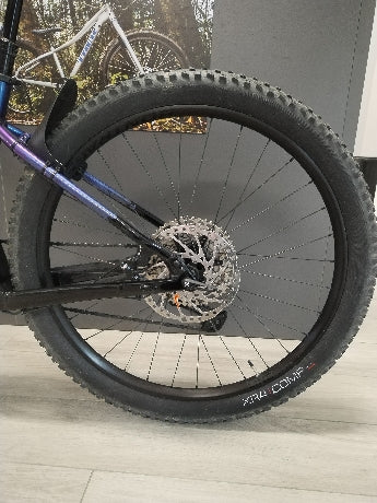 TREK MARLIN PLUS 8 Purple Flip to Black Fade 2023 M USATO-REVISIONATO