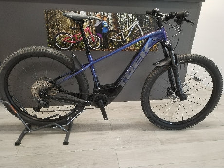 TREK MARLIN PLUS 8 Purple Flip to Black Fade 2023 M USATO-REVISIONATO